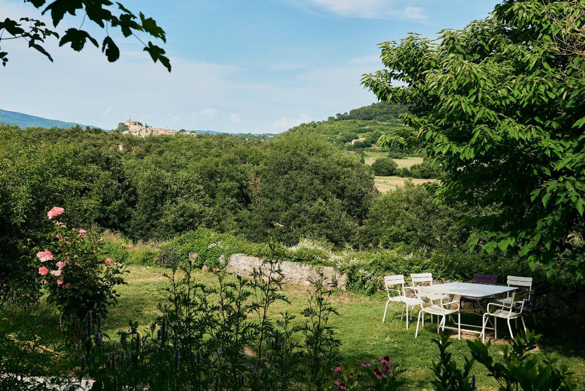 Domaine La Ferme Hi Bride Bed & Breakfast Villelaure Exterior foto