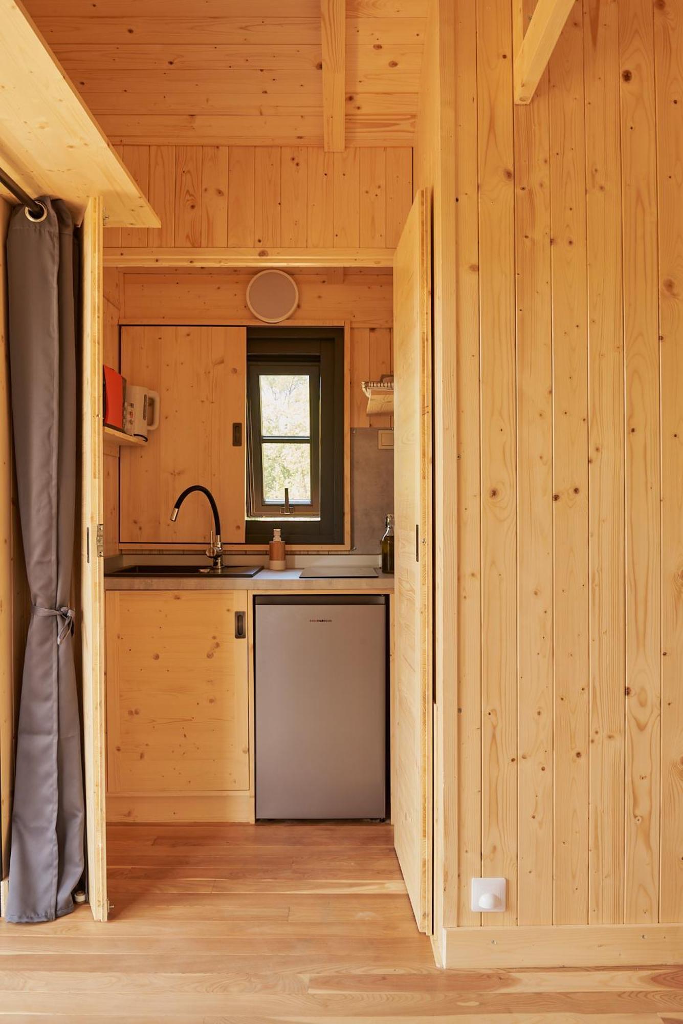 Domaine La Ferme Hi Bride Bed & Breakfast Villelaure Exterior foto