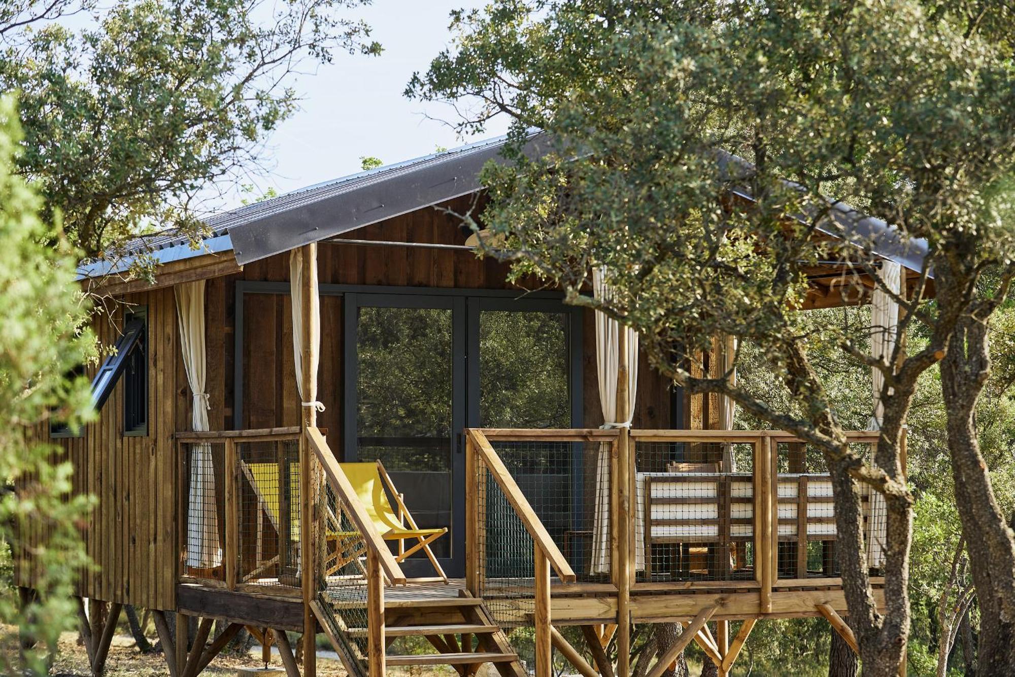 Domaine La Ferme Hi Bride Bed & Breakfast Villelaure Exterior foto