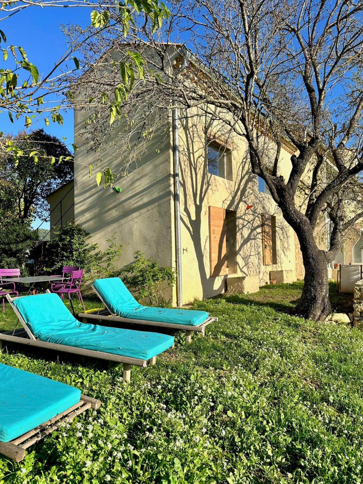 Domaine La Ferme Hi Bride Bed & Breakfast Villelaure Exterior foto